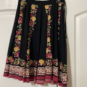 Floral Pleated Midi Skirt